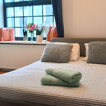 Hola Apartamenty Pomorska 65 ウッチ エクステリア 写真