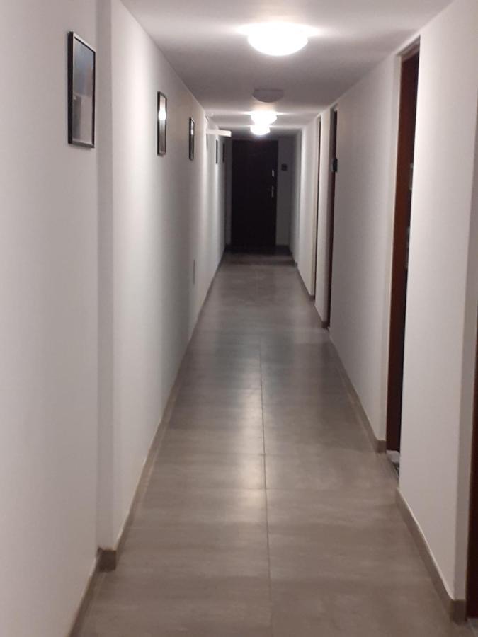Hola Apartamenty Pomorska 65 ウッチ エクステリア 写真