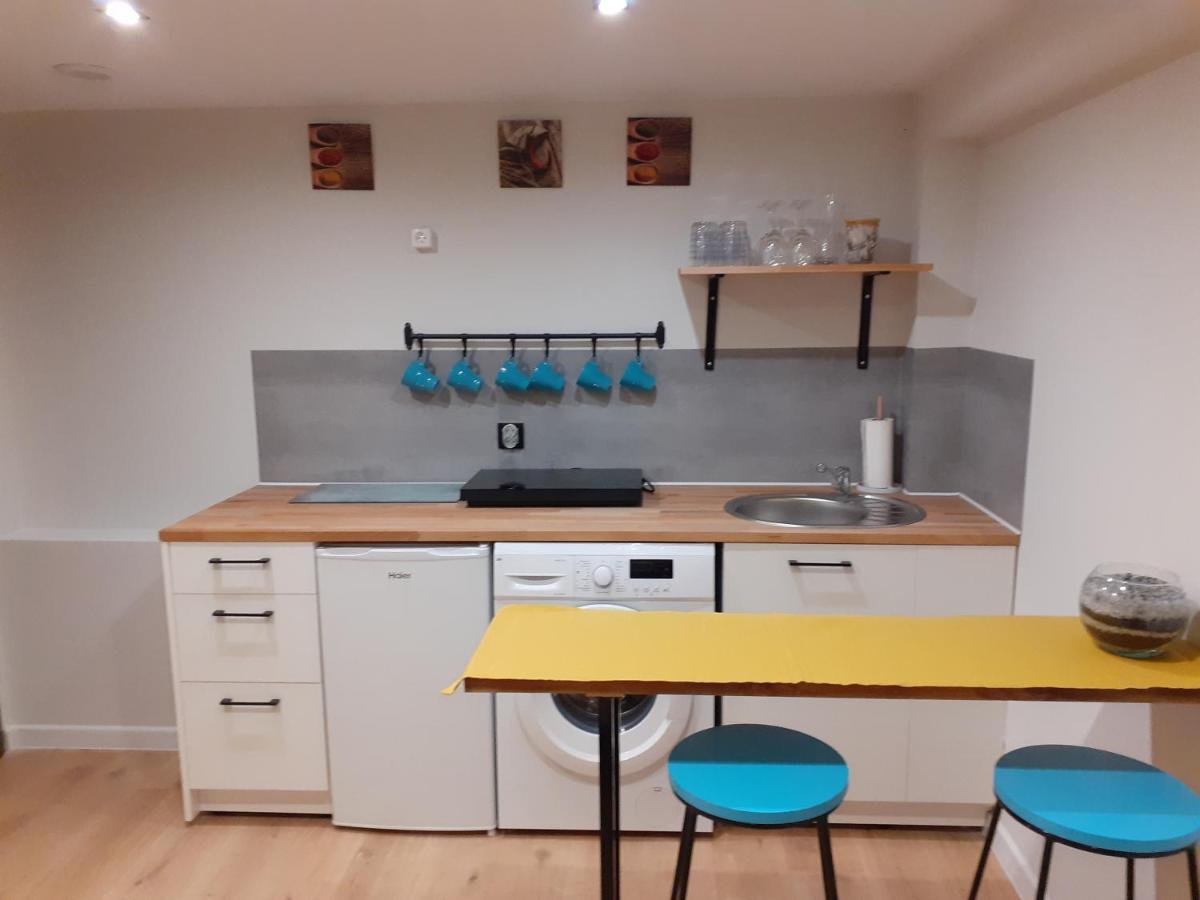 Hola Apartamenty Pomorska 65 ウッチ エクステリア 写真