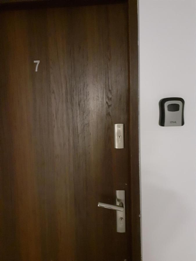 Hola Apartamenty Pomorska 65 ウッチ エクステリア 写真