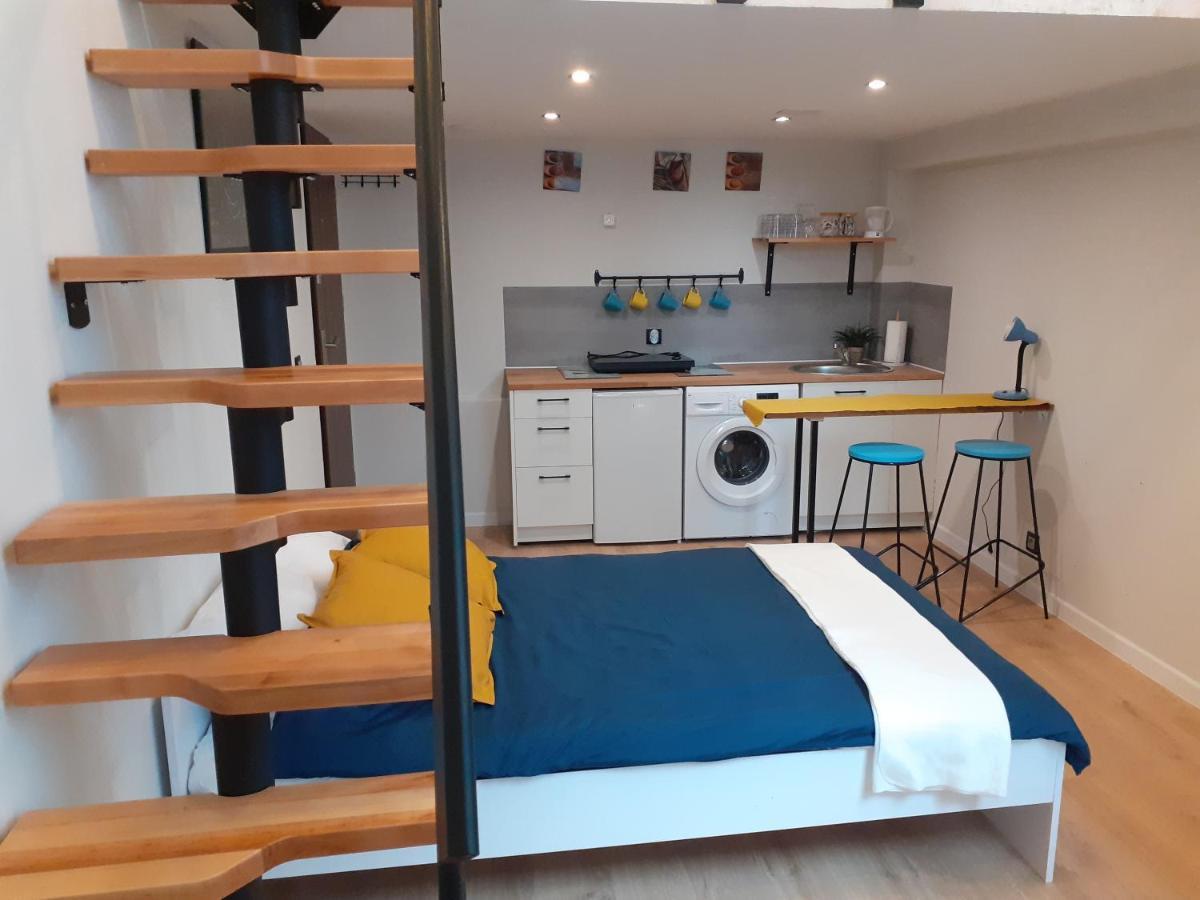 Hola Apartamenty Pomorska 65 ウッチ エクステリア 写真