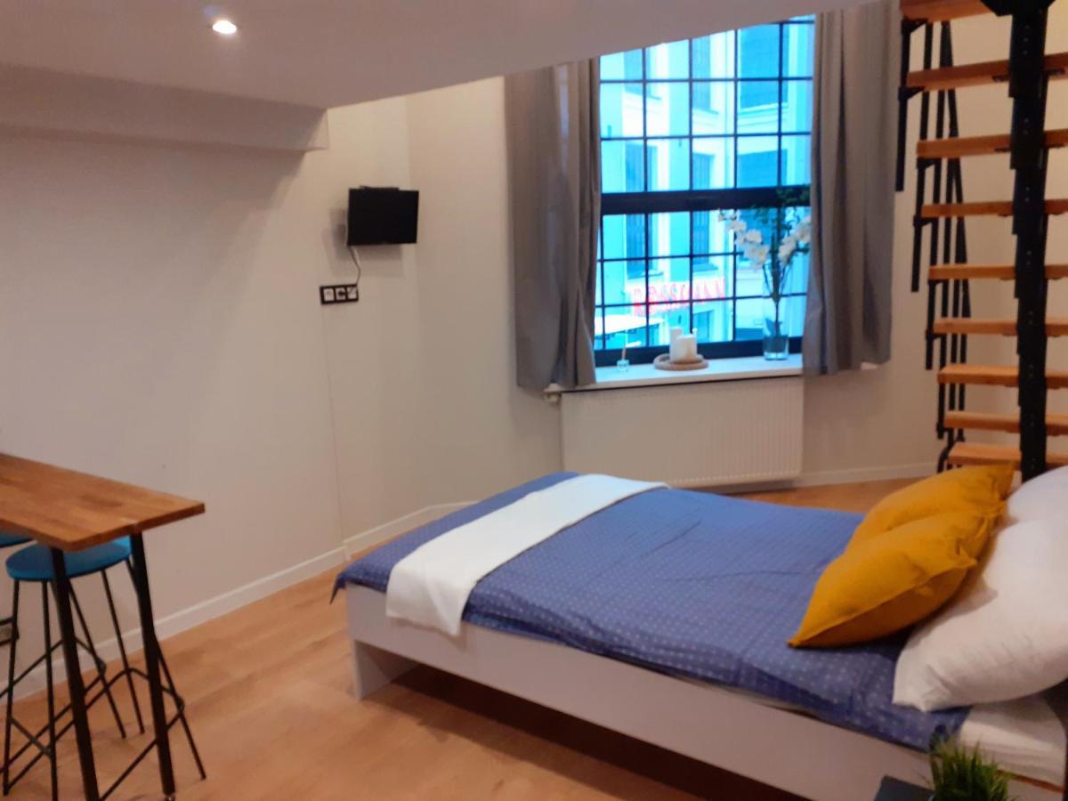 Hola Apartamenty Pomorska 65 ウッチ エクステリア 写真