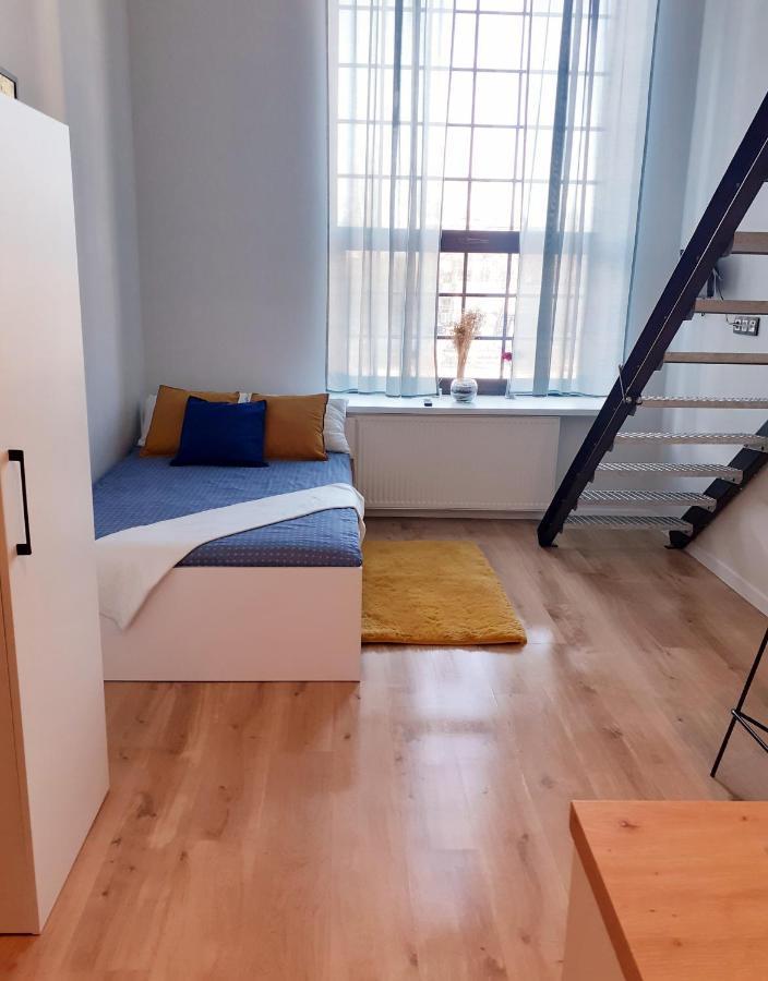 Hola Apartamenty Pomorska 65 ウッチ エクステリア 写真