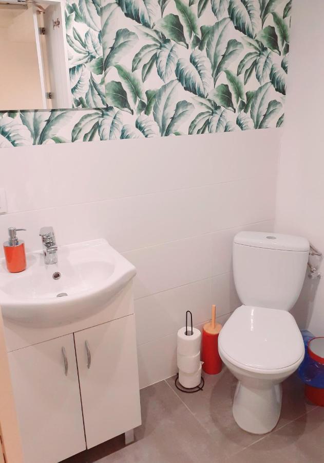 Hola Apartamenty Pomorska 65 ウッチ エクステリア 写真